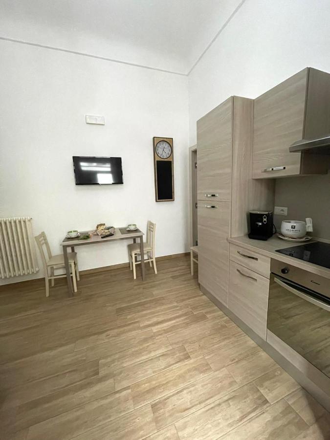 Ferienwohnung Cas'Elisa Cisternino Exterior foto
