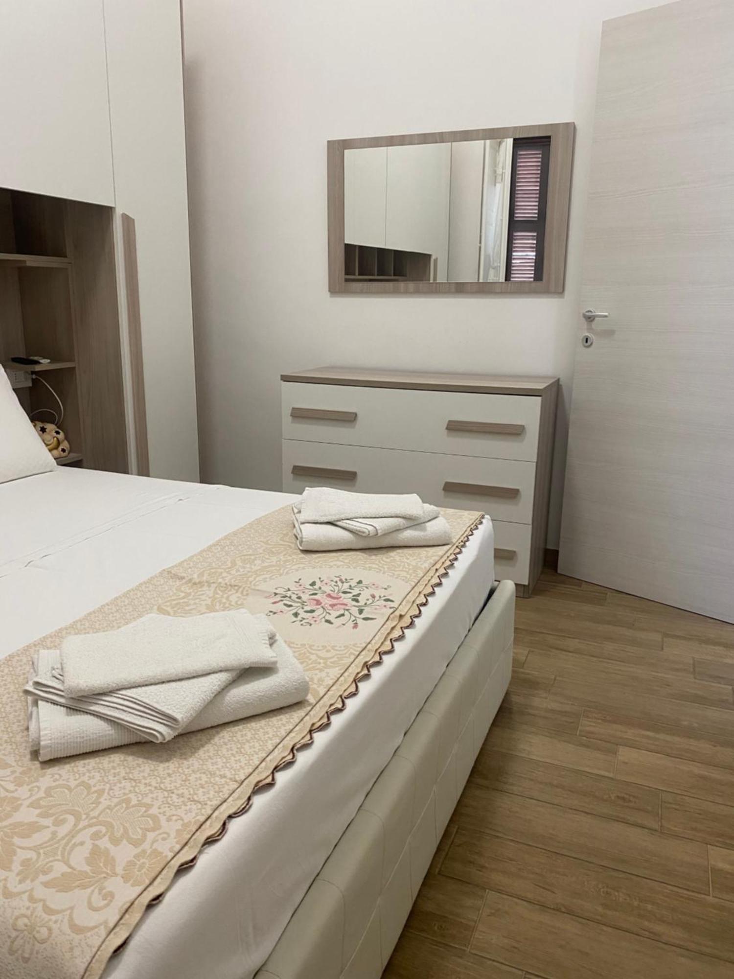 Ferienwohnung Cas'Elisa Cisternino Exterior foto